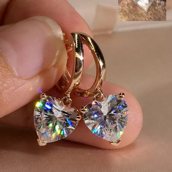 Jewelry - Gold TONE HEART SHAPE White Sapphire CZ DANGLE EARRINGS